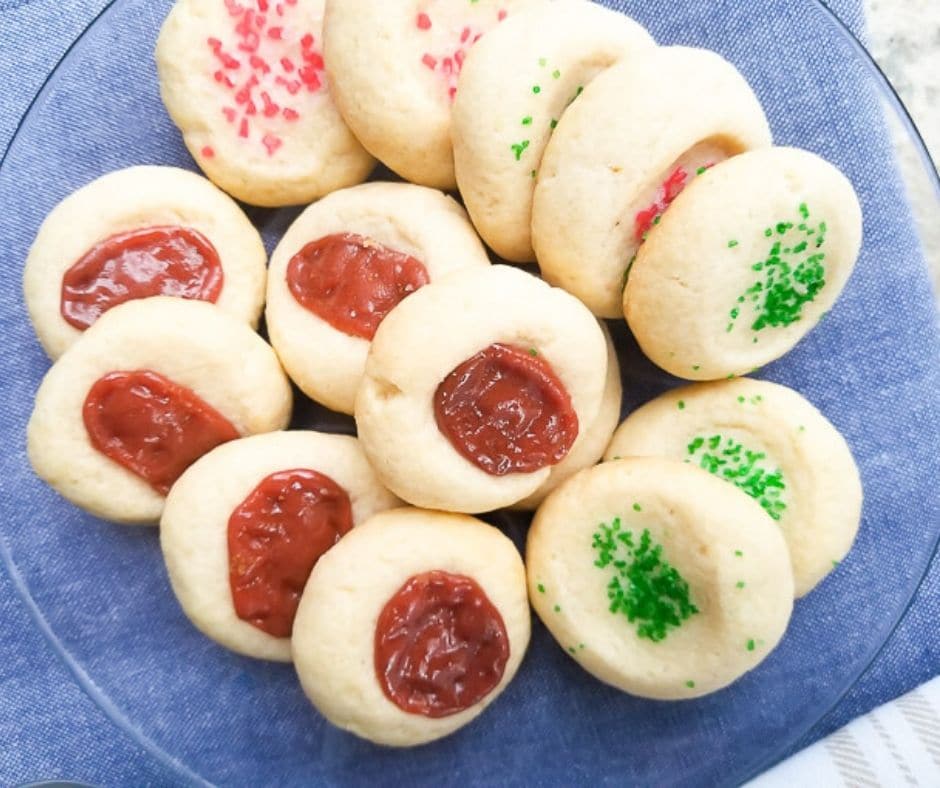 Mantecaditos (Puerto Rican Cookies)